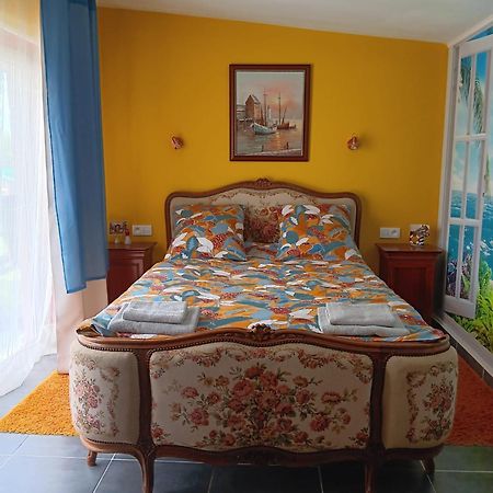 Chez Vladimir Hotell Criquebeuf-en-Caux Eksteriør bilde